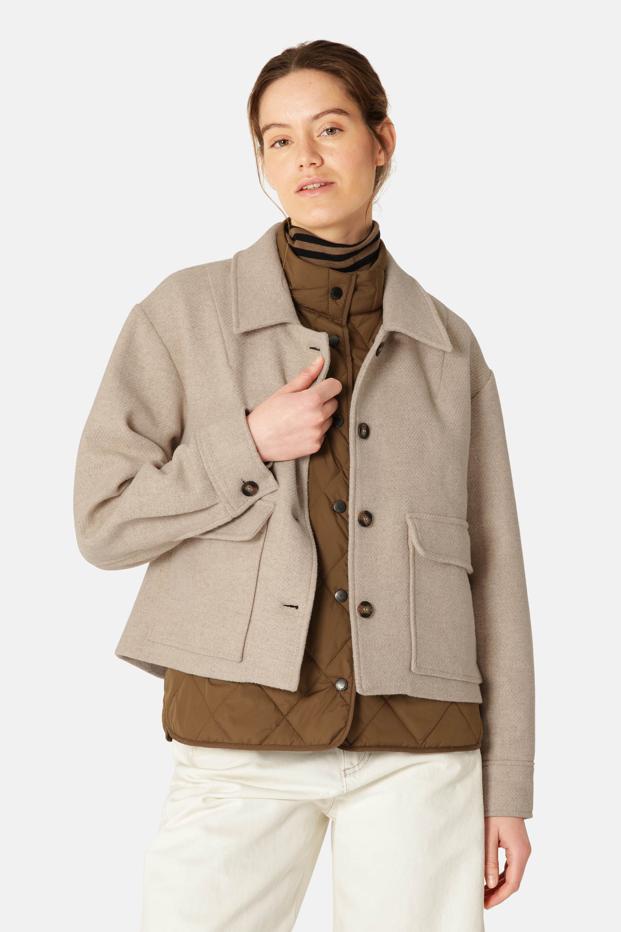 Short Buttoned Jacket - Wheat